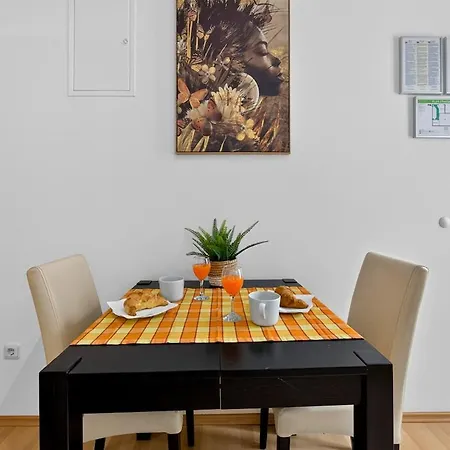 Althea Apartamento *
